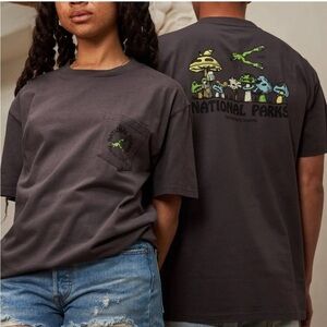 NWOT Parks Project National Parks Fungi Pocket Tee Size Small